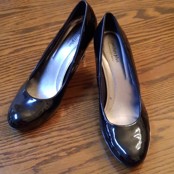 Comfort plus predictions women's pumps